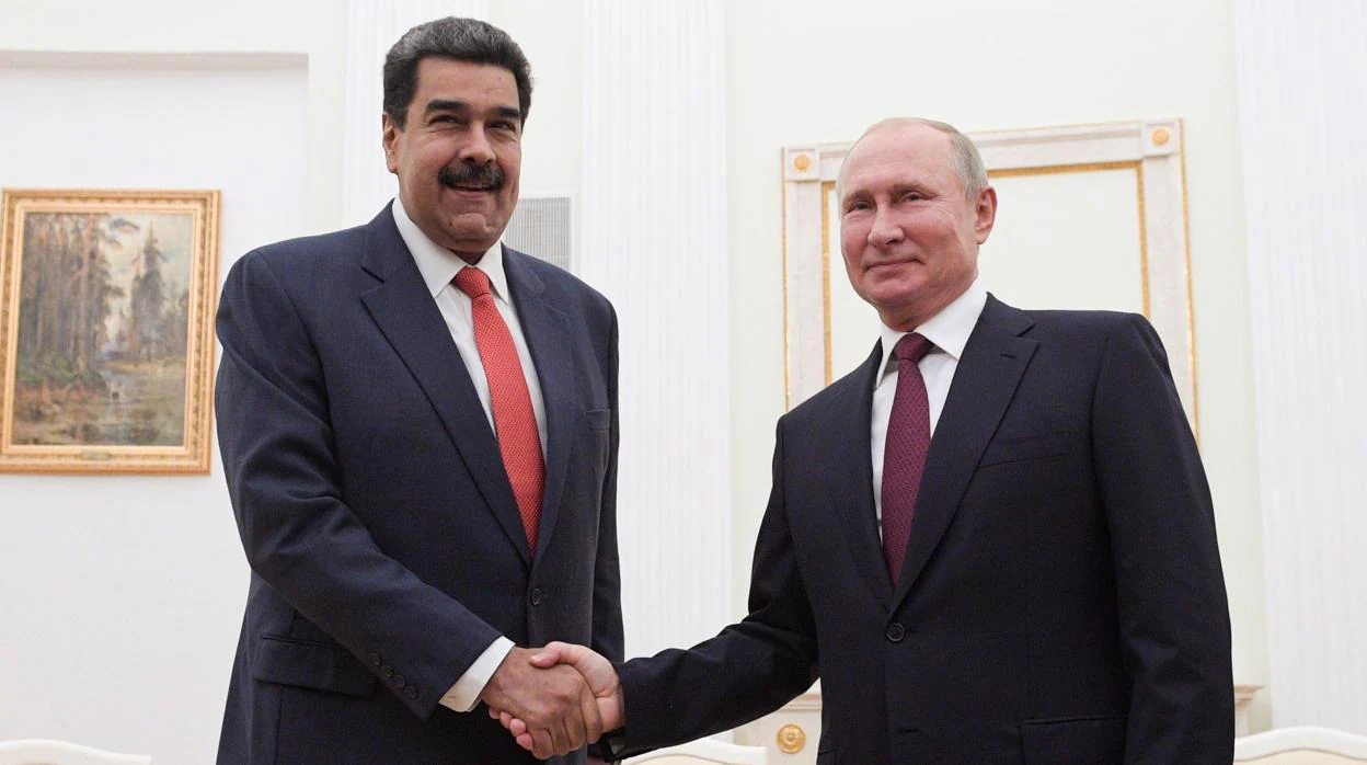 Putin advierte a Maduro que sería «irracional y perjudicial» rechazar el diálogo con la oposición