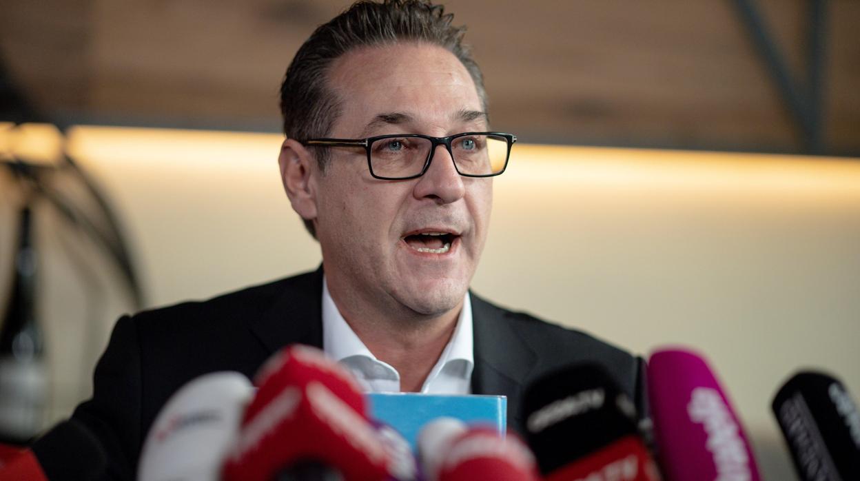 Hans Christian Strache al anunciar su dimisión