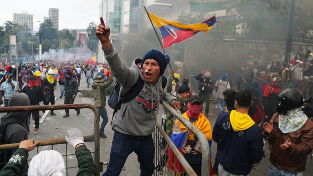 Más de 10.000 indígenas tomarán hoy Quito para protestar contra las medidas económicas de Moreno