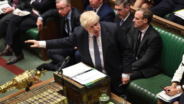 El Parlamento británico vota hoy la propuesta de Johnson de convocar elecciones el 12 de diciembre