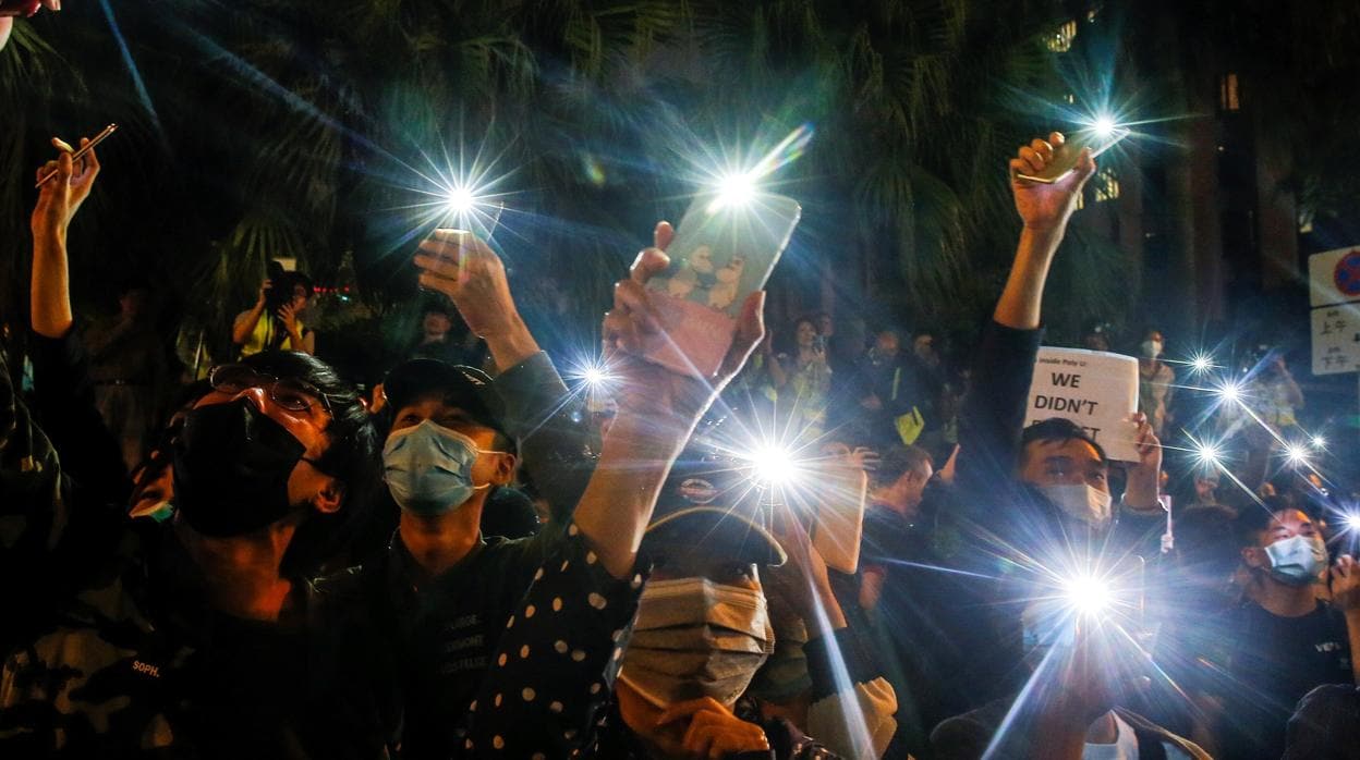 Un grupo de manifestantes a favor de la democracia en Hong Kong