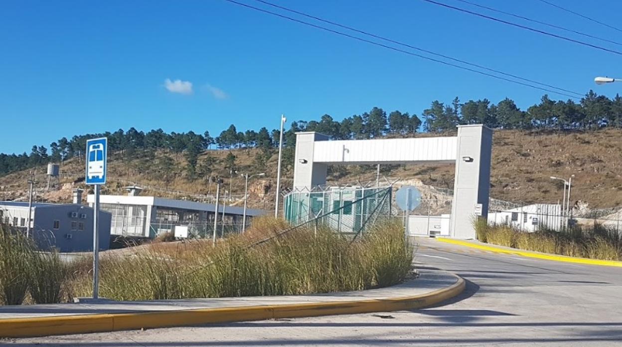 Exteriores del Centro Penitenciario El Paraíso