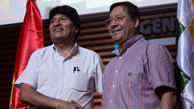 Evo Morales planea junto a sus abogados su candidatura como legislador en Bolivia