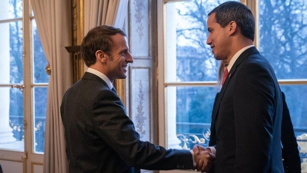 Moncloa y Exteriores intentaron que Macron y Merkel no recibieran a Guaidó