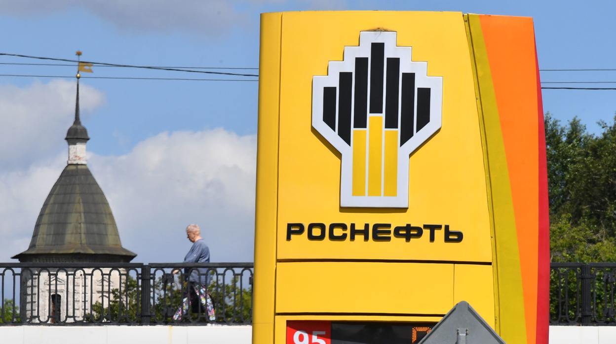 La petrolera estatal rusa Rosneft cesa sus actividades en Venezuela para evitar las sanciones de Washington