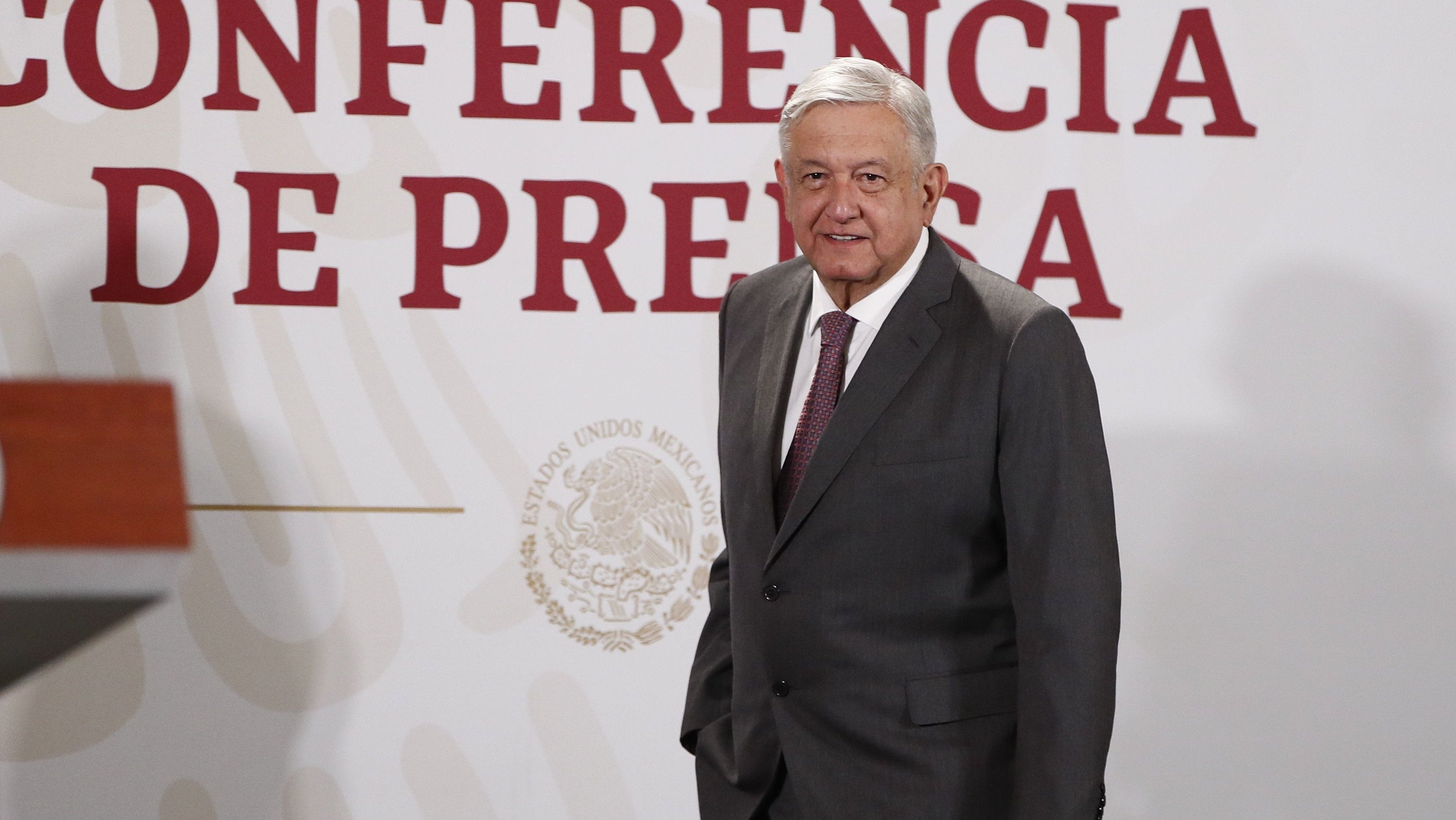 López Obrador propone a la oposición adelantar para 2021 la consulta para revocar su mandato