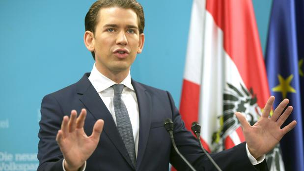 Los ministros de Austria donan su sueldo de abril para la lucha contra el coronavirus