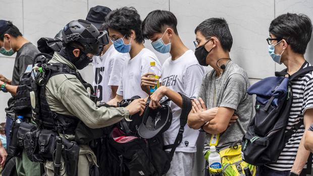 Tensión en Hong Kong por la ley de respeto al himno chino