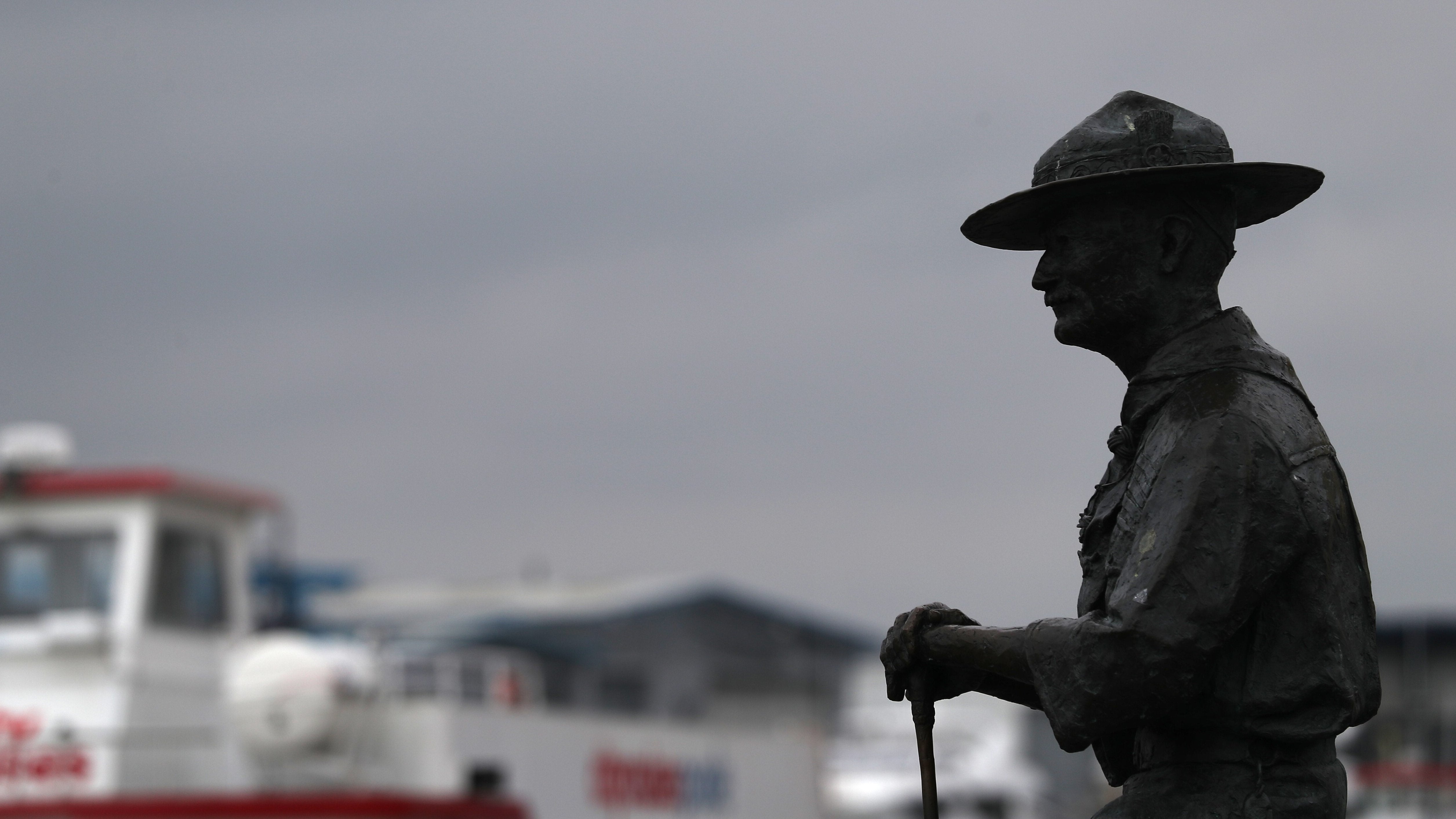 Crece la polémica en Reino Unido por las estatuas de personajes considerados racistas