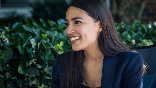 Ocasio-Cortez: «La Casa Blanca ha adoptado al supremacismo blanco»