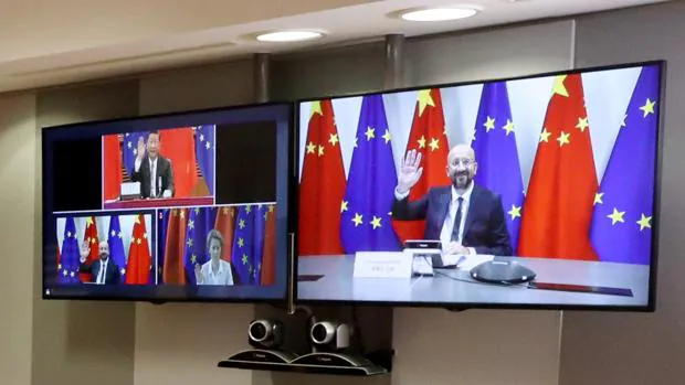 La UE advierte a China que su política en Hong Kong puede tener «serias consecuencias»