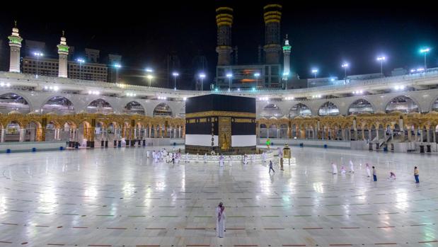 Comienza la peregrinación anual a La Meca muy limitada por las restricciones del Covid-19