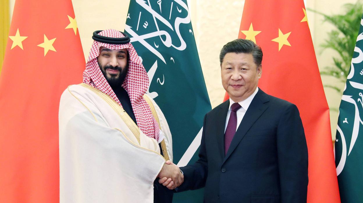 Bin Salman y Xi Jinping se reúnen en Pekín