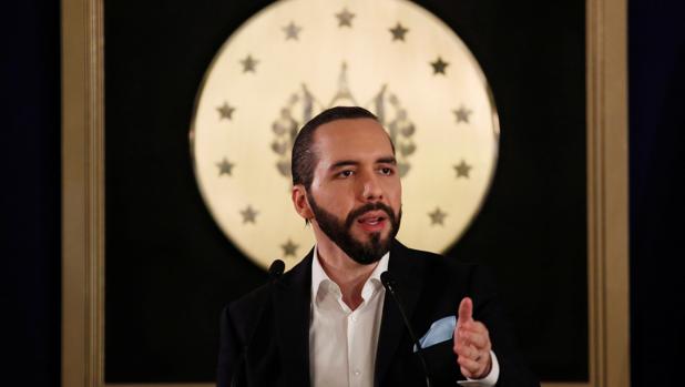 Revelan que el presidente de El Salvador lleva un año negociando con las pandillas