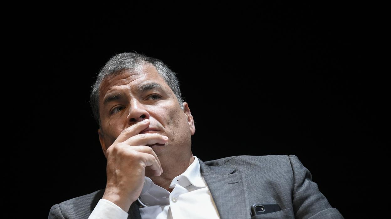 Rafael Correa, sentenciado a ocho años de prisión por corrupción y no podrá ser candidato