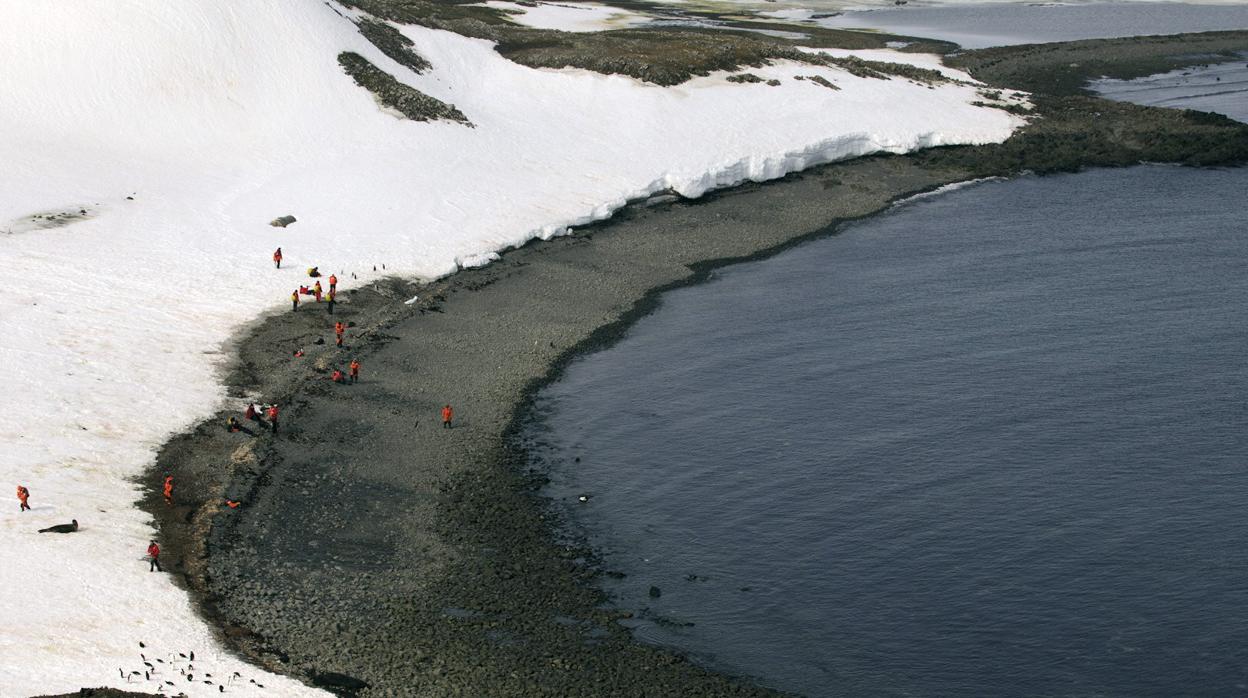 Un grupo de científicos investiga las islas Shetland