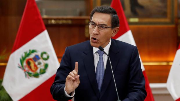El Congreso de Perú admite la moción de censura contra el presidente Martín Vizcarra