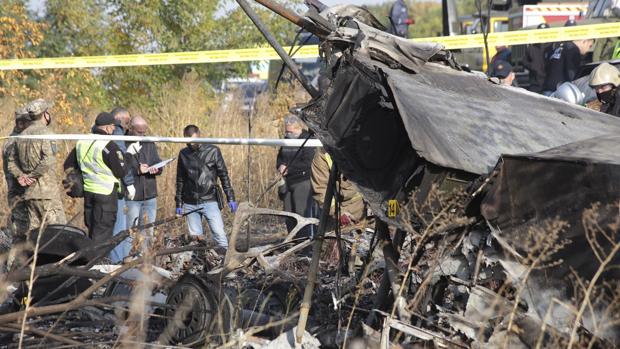 Mueren 26 personas en un accidente de un avión militar en Ucrania