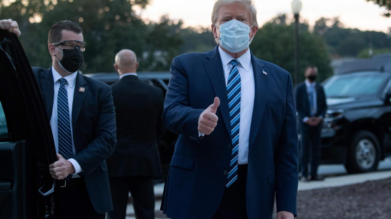 Trump, a su salida del hospital tras ser dado de alta