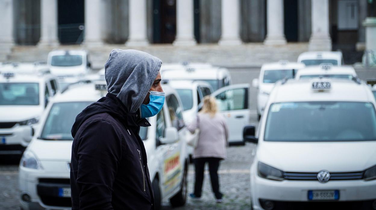 Protesta de los taxistas en Nápoles