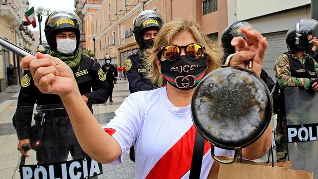 Protestas en Perú tras la destitución de Martín Vizcarra como presidente