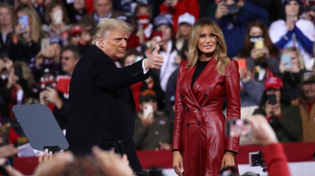 Donald Trump y su esposa Melania, durante el mitin de este fin de semana en Valdosta, Georgia