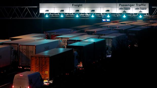 La odisea de los camioneros que cruzan el Eurotúnel: «Ir al Reino Unido es como antes a Berlín Occidental»