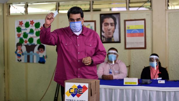 Sancionada la empresa argentina que apoyó el fraude electoral de las parlamentarias de Maduro