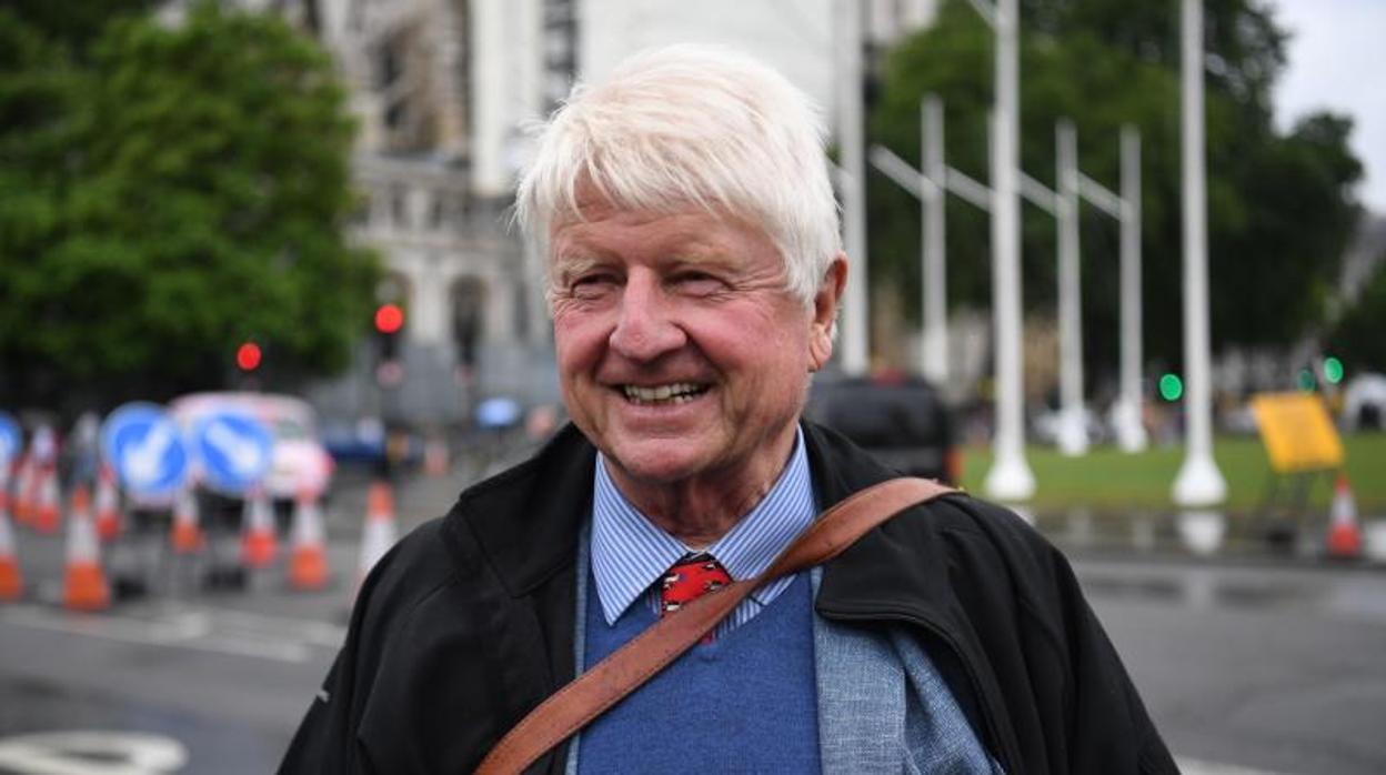 Stanley Johnson, el padre del primer ministro británico, Boris Johnson