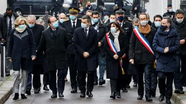 París recuerda la matanza de «Charlie Hebdo» con la amenaza yihadista siempre presente