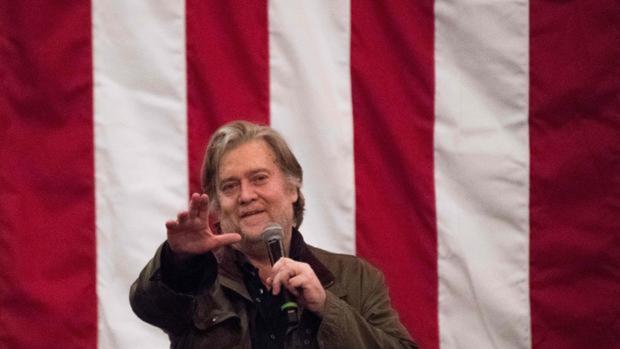 ¿Quién es Bannon y por qué ha sido indultado preventivamente por Trump?