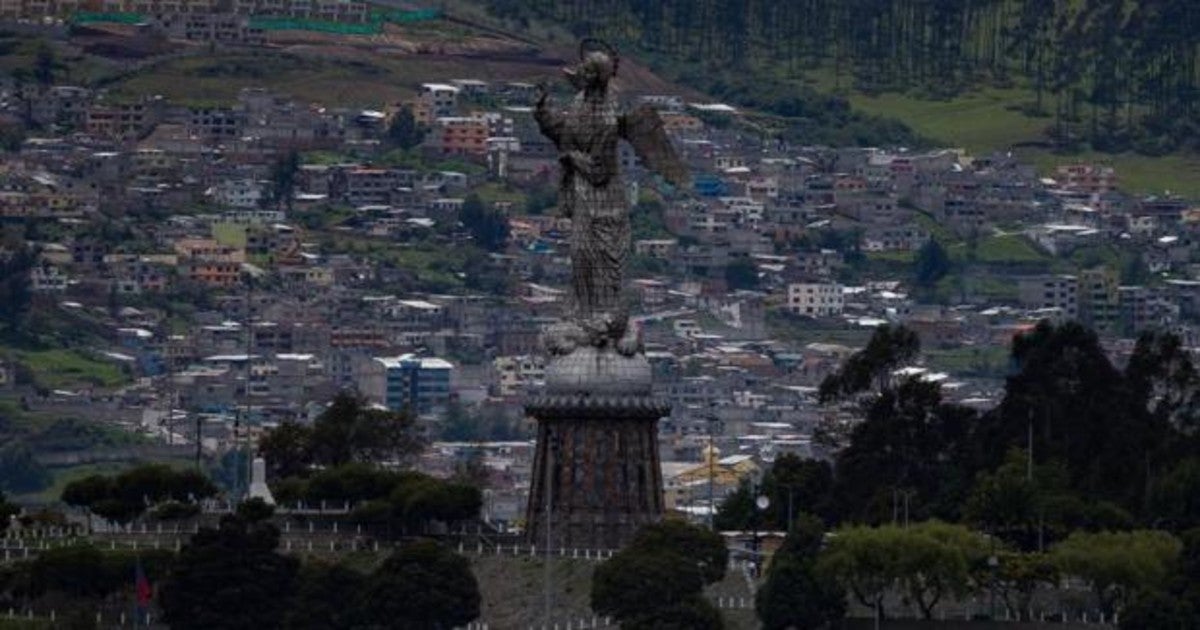 Carmen de Carlos: Recuperar Ecuador
