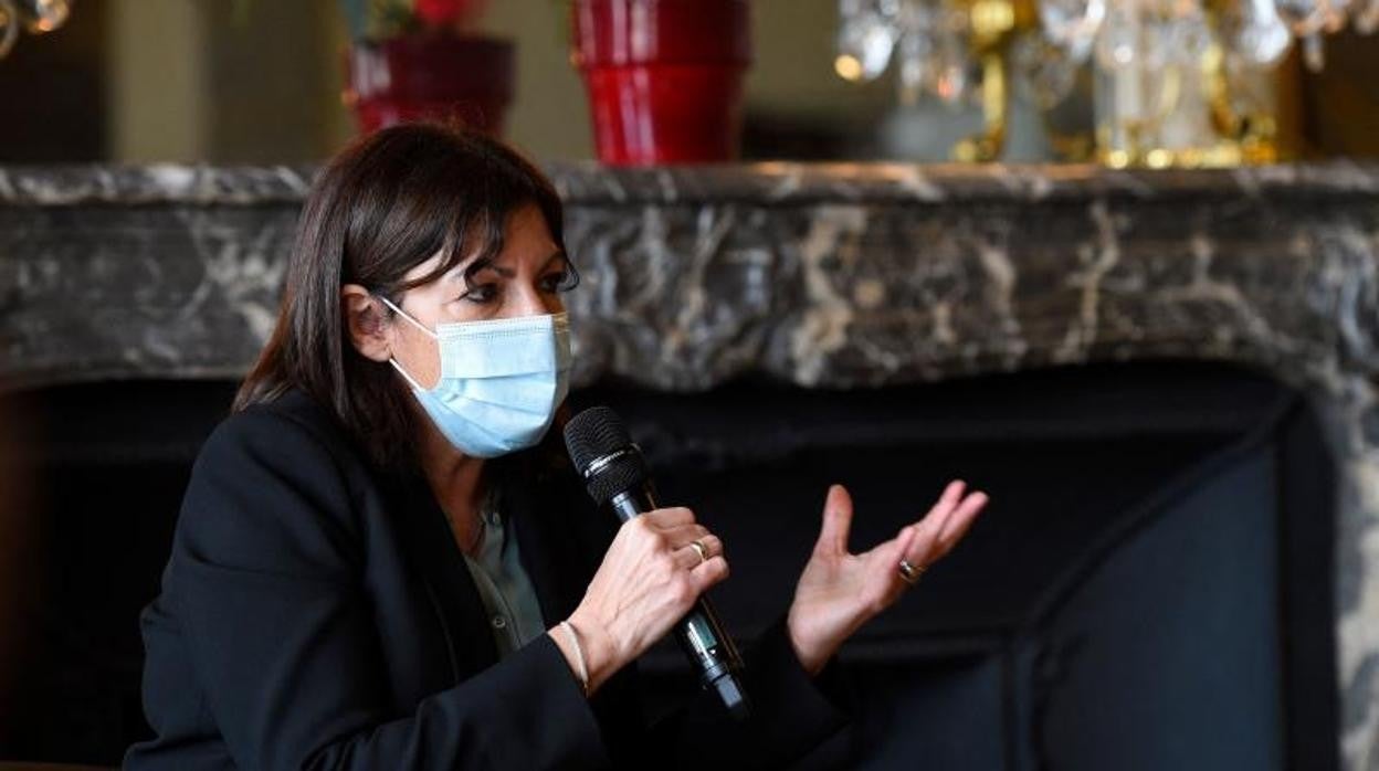 La alcaldesa de París, Anne Hidalgo