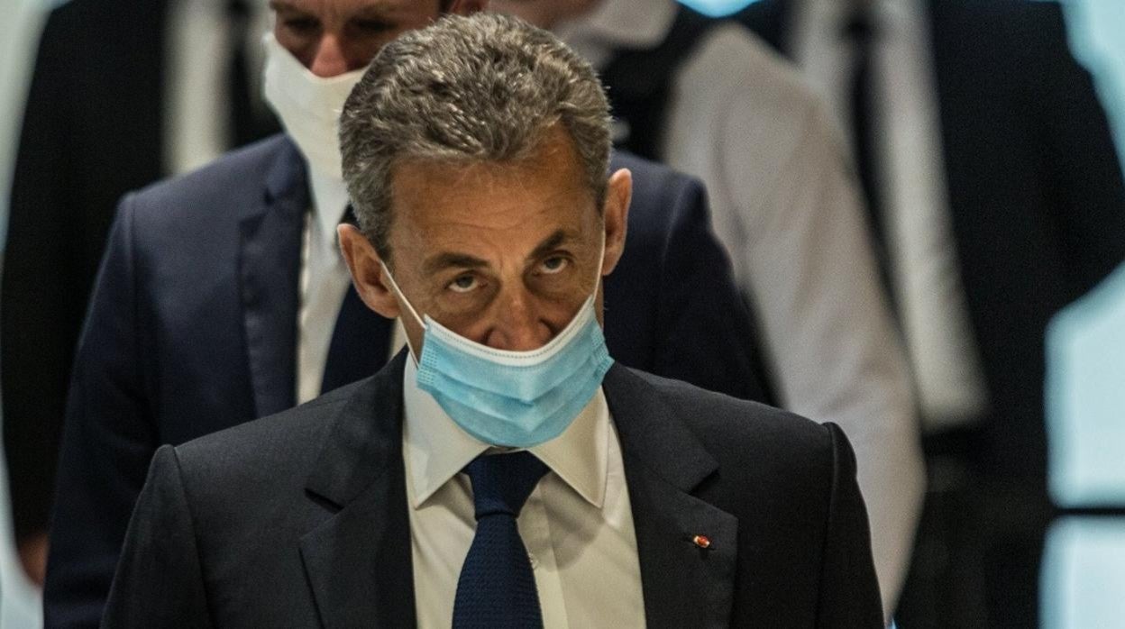 La condena de Sarkozy provoca un torrente de polémicas