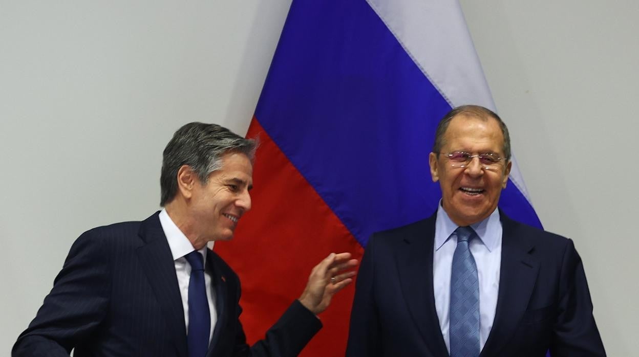 EE.UU. levanta sanciones a Rusia en el primer encuentro entre Blinken y Lavrov