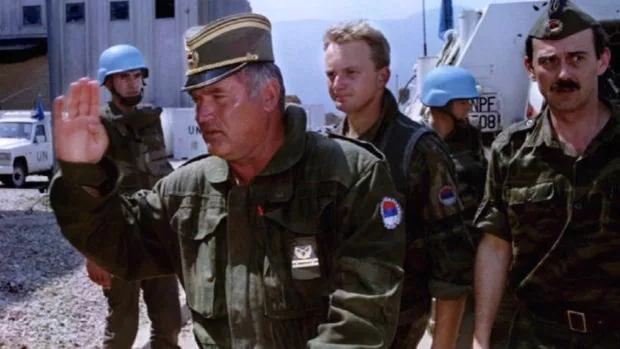 Ratko Mladic, el general serbobosnio símbolo de las atrocidades de la guerra en Bosnia