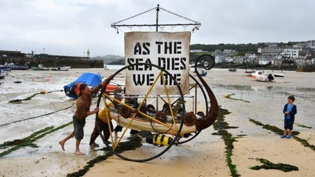 Activistas exigen al G-7 que coloque al océano y la crisis climática en la cima de sus prioridades