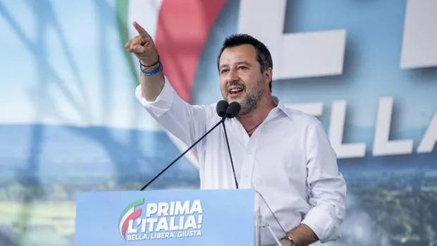 Salvini, heredero de Berlusconi: un acuerdo para fusionar las derechas La Liga y Forza Italia