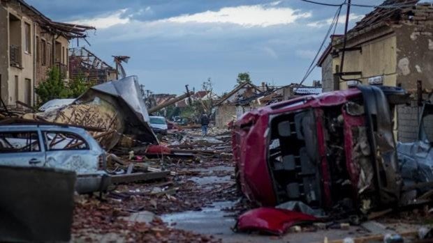 Tornado en la República Checa: «La situación es como de guerra», asegura el ministro de Sanidad