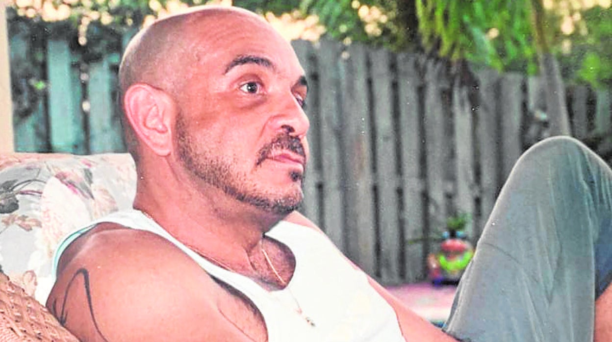 Ricardo Fernández, exiliado cubano: «Me puse de cara a la pared porque si me mataban no quería verlo»