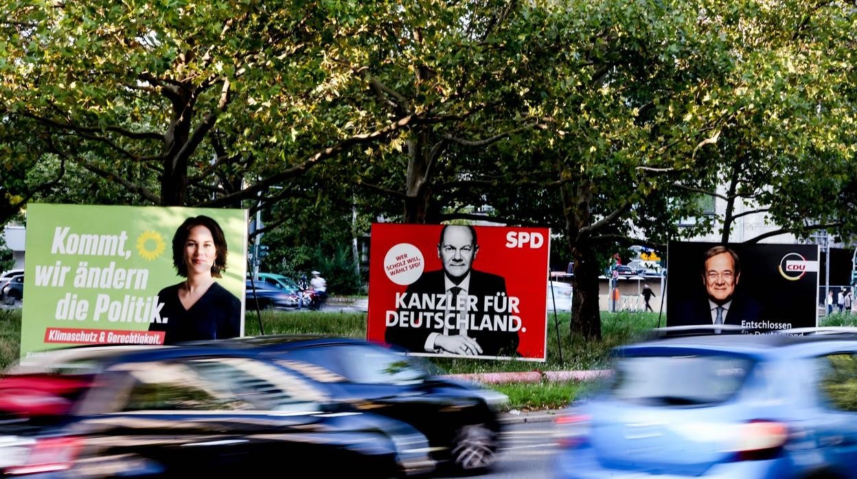 Carteles electorales para las elecciones en Alemania el próximo 26 de septiembre