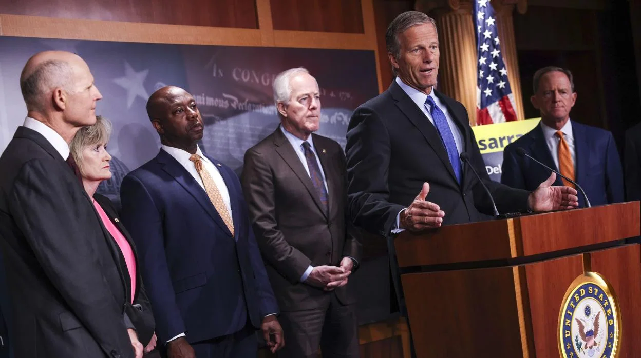 Varios senadores republicanos critican a los demócratas por el bloqueo
