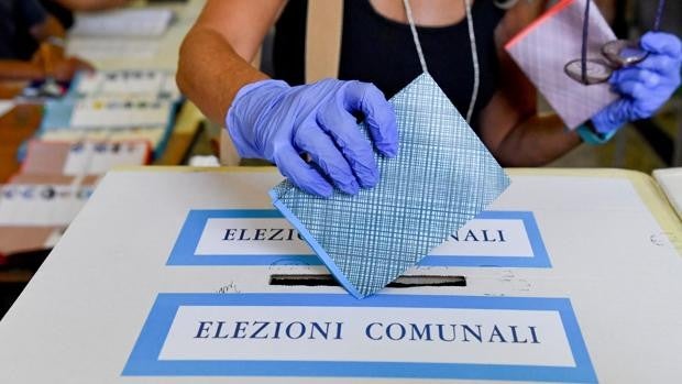 Los italianos darán la espalda al populismo en las elecciones municipales