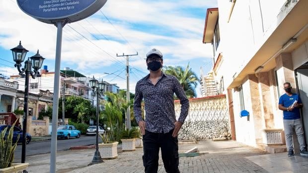 Cuba envió un espía a España para seguir a Yunior García y otros opositores cubanos