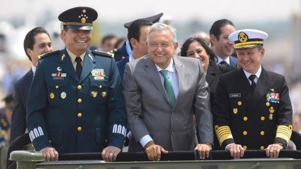 El Gobierno de México constituye una empresa militar para gestionar grandes infraestructuras