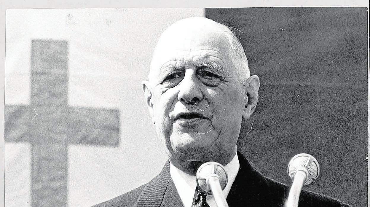 El general Charles de Gaulle, durante un discurso