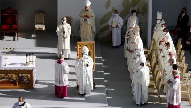 La Policía de Chipre arresta a un hombre con un cuchillo en la entrada de la misa del Papa Francisco