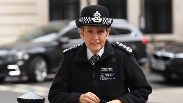 Cressida Dick, la policía que cercó a Johnson, obligada a renunciar a su cargo como jefa de Scotland Yard