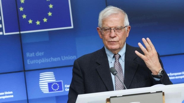 Borrell asume que Moscú podría atacar los envíos de ayuda europea a Ucrania