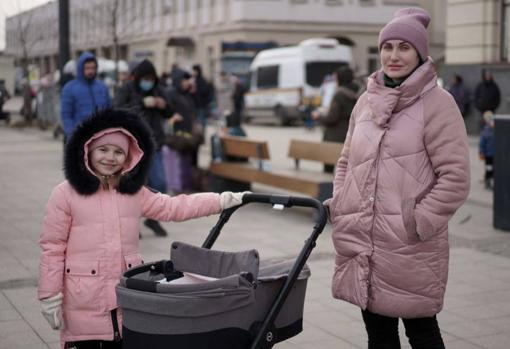 Llanto e incertidumbre en la estación de Leópolis